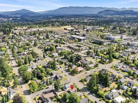 803 S 10th Street Mount Vernon WA 98274