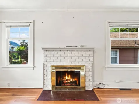 803 S 10th Street Mount Vernon WA 98274