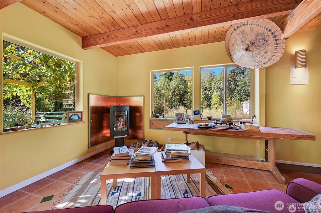 1673 Woodland Drive Port Townsend WA 98368