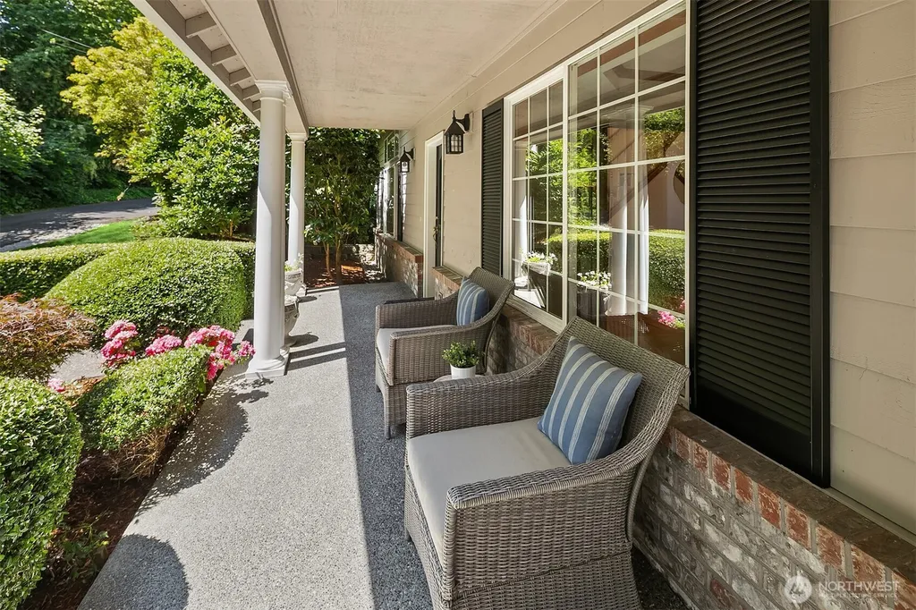 20527 Marine View Drive SW Normandy Park WA 98166