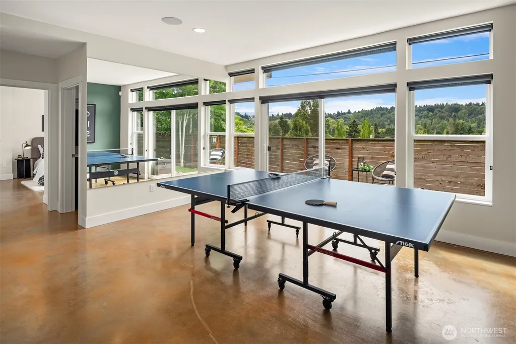 5022 Puget Boulevard SW Seattle WA 98106