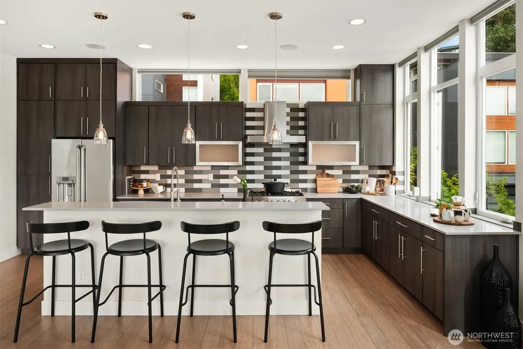 5022 Puget Boulevard SW Seattle WA 98106
