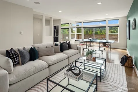 5022 Puget Boulevard SW Seattle WA 98106