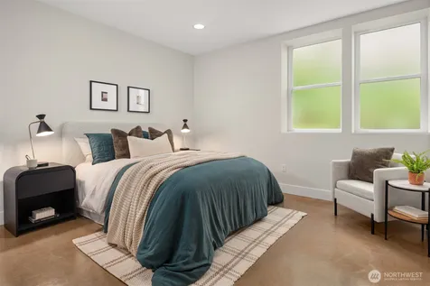 5022 Puget Boulevard SW Seattle WA 98106