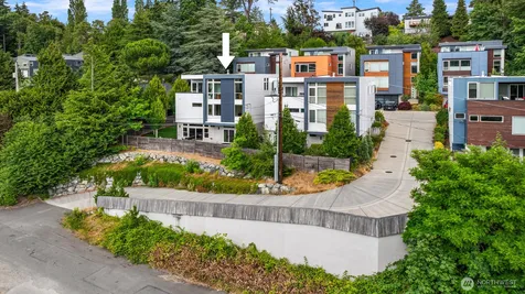 5022 Puget Boulevard SW Seattle WA 98106