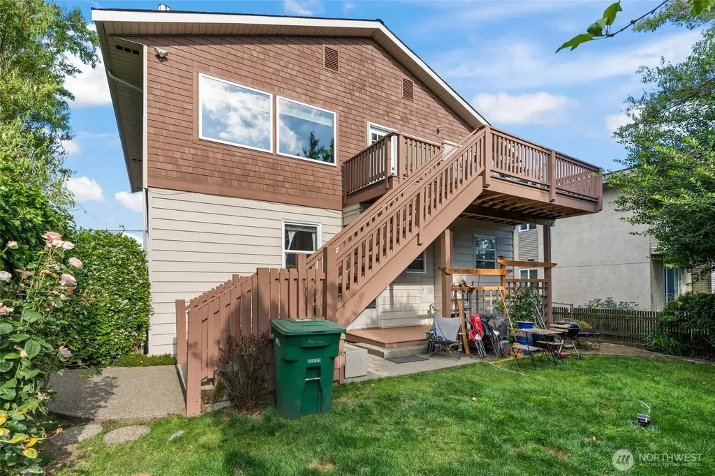 4707 Phinney Avenue N Seattle WA 98103