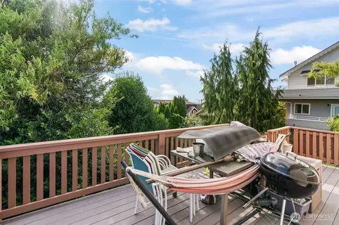 4707 Phinney Avenue N Seattle WA 98103