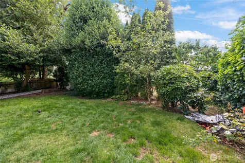 4707 Phinney Avenue N Seattle WA 98103