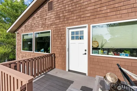 4707 Phinney Avenue N Seattle WA 98103