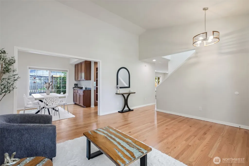14316 81st Court NE Kirkland WA 98034