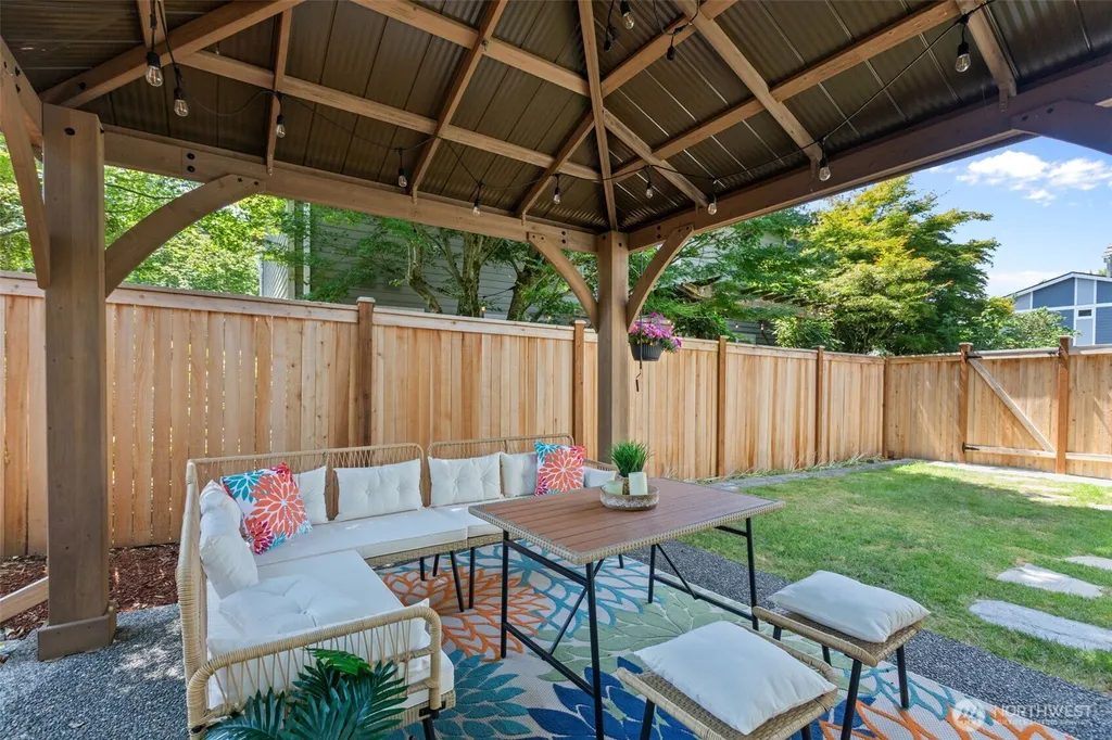 14316 81st Court NE Kirkland WA 98034