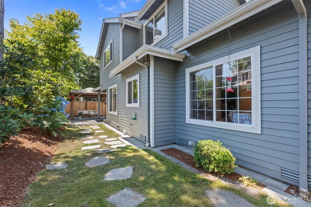 14316 81st Court NE Kirkland WA 98034