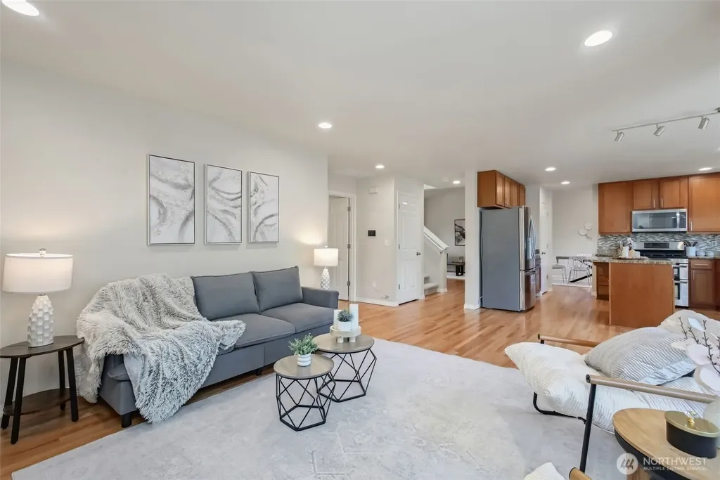 14316 81st Court NE Kirkland WA 98034