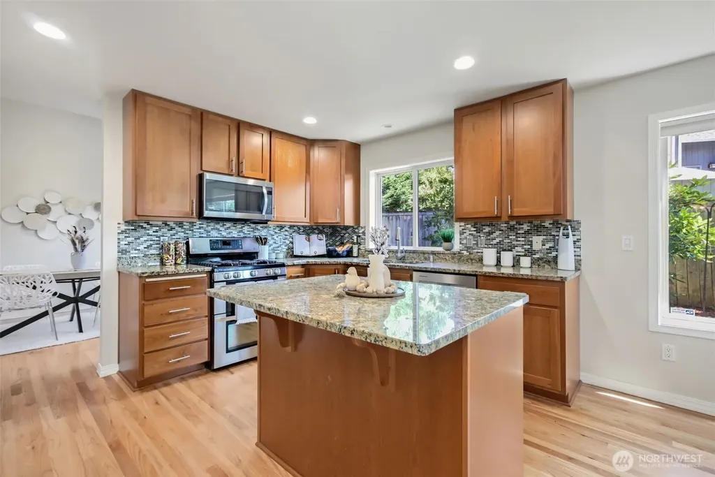14316 81st Court NE Kirkland WA 98034