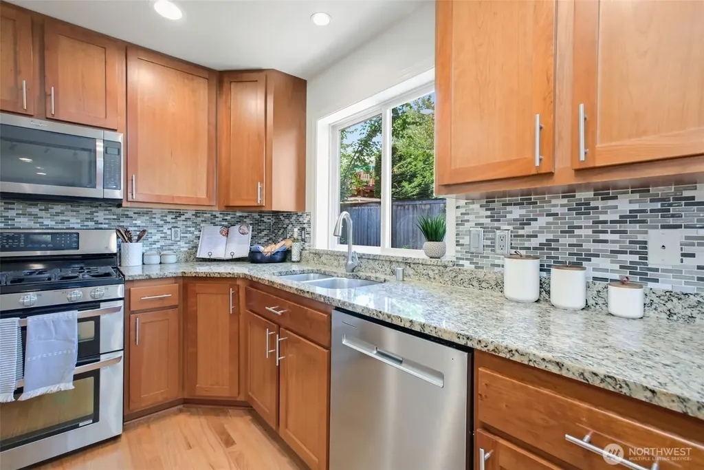 14316 81st Court NE Kirkland WA 98034