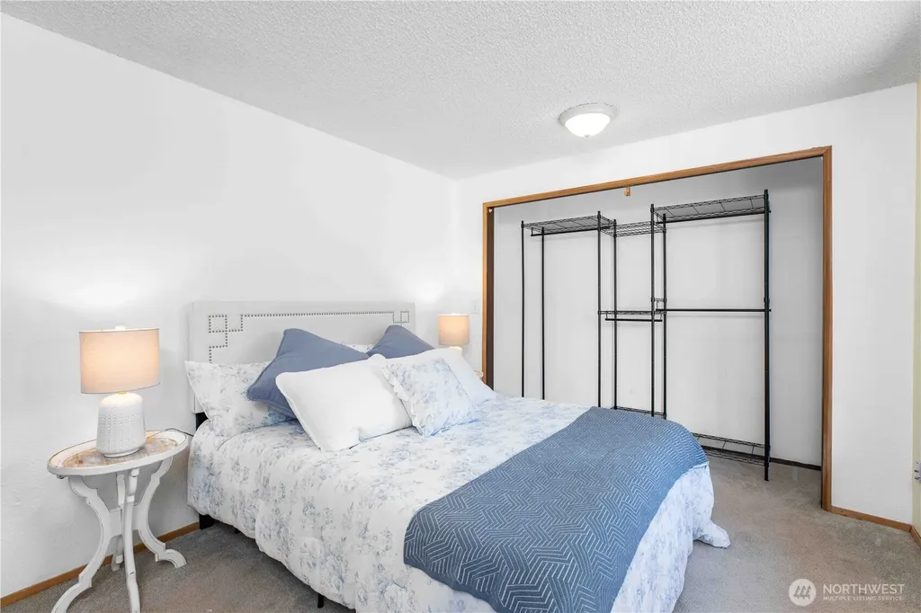 5194 Granada Place SE Port Orchard WA 98367