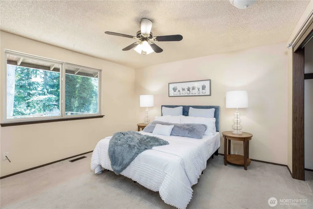 5194 Granada Place SE Port Orchard WA 98367