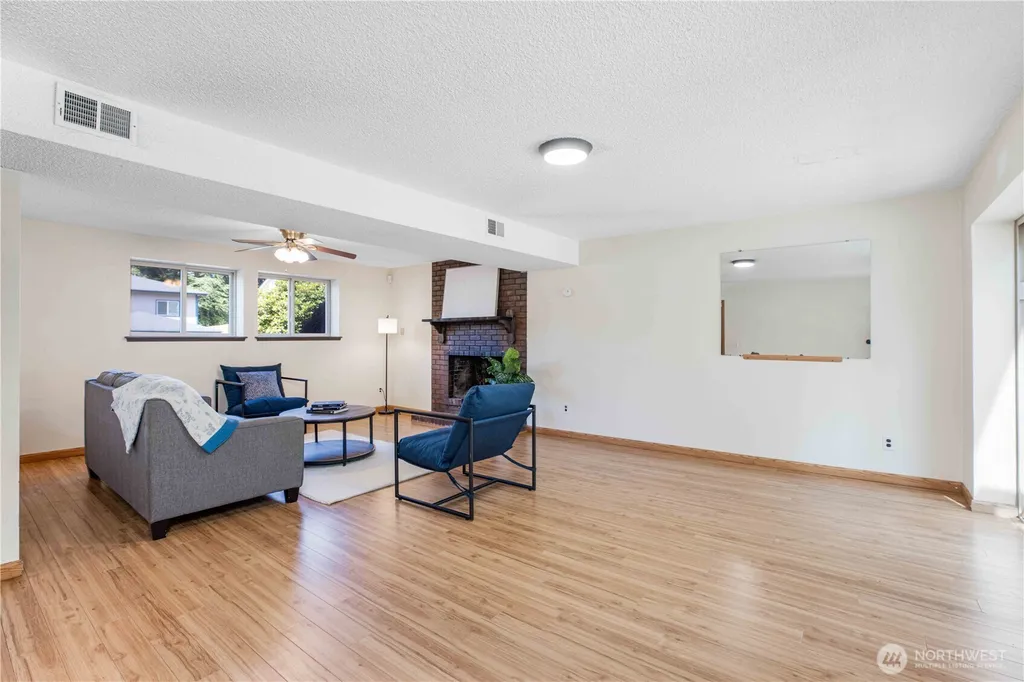 5194 Granada Place SE Port Orchard WA 98367