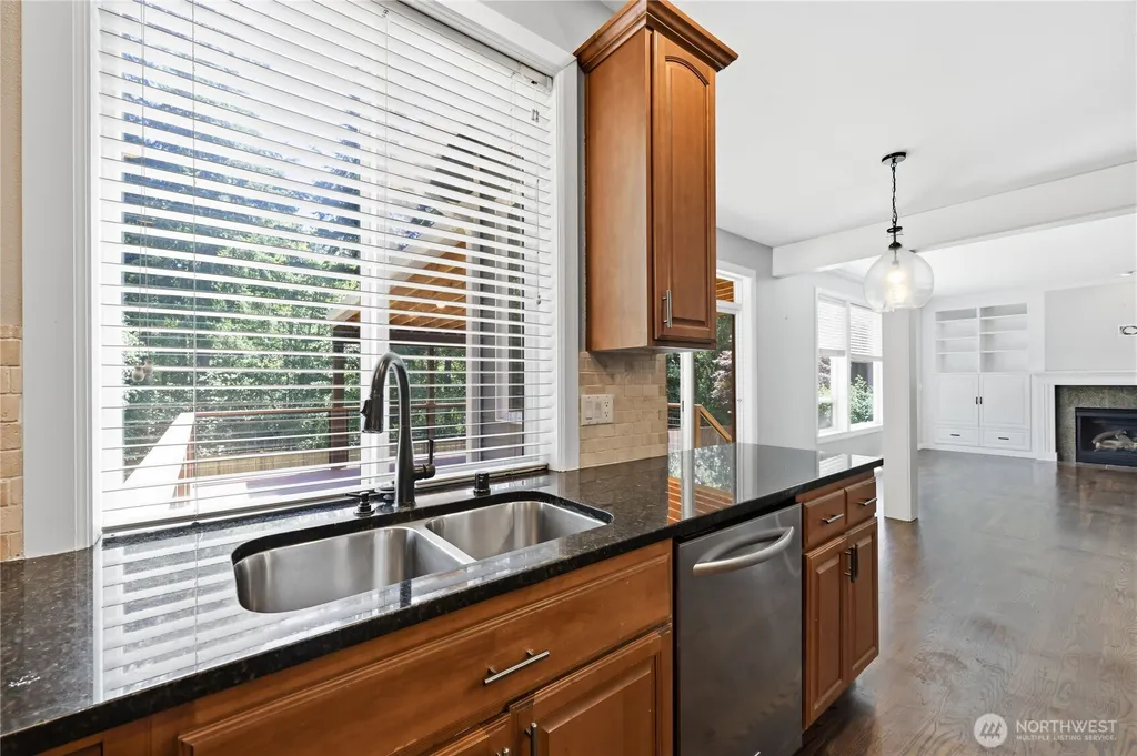 23490 Guinness Place NW Poulsbo WA 98370