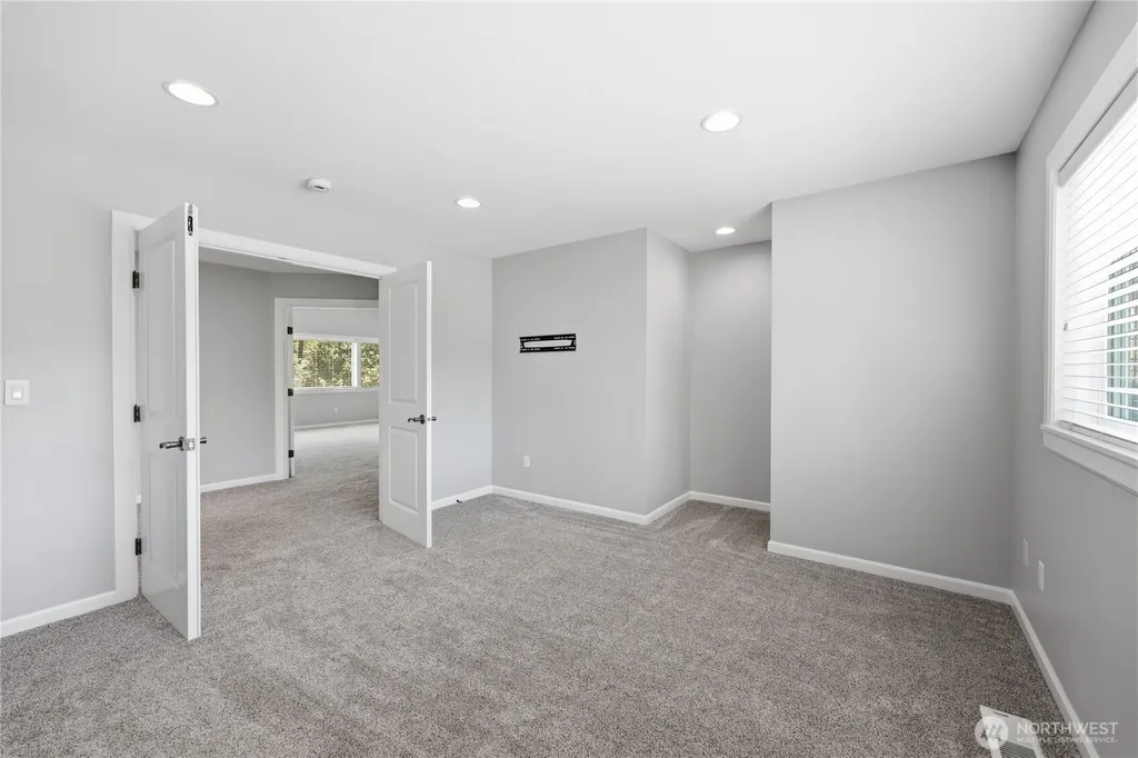23490 Guinness Place NW Poulsbo WA 98370