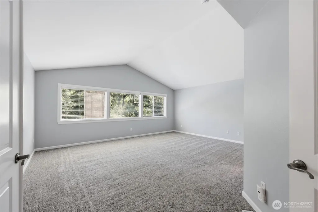 23490 Guinness Place NW Poulsbo WA 98370