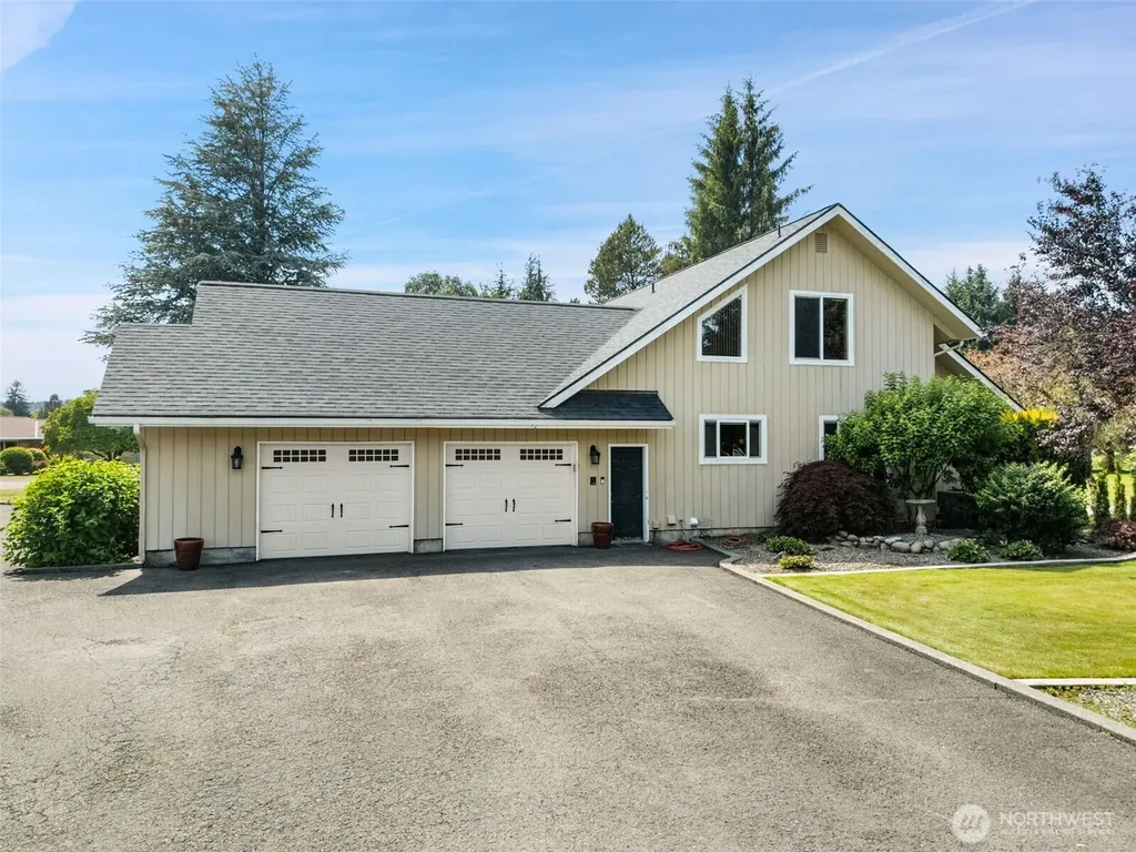 521 G Street Forks WA 98331