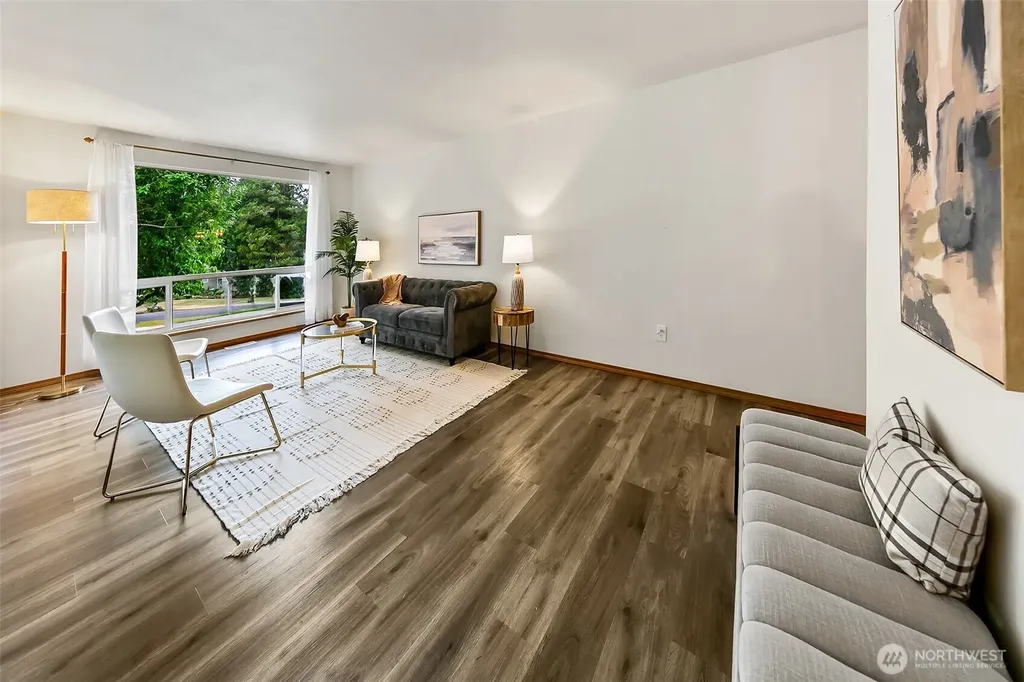 13822 SE 163rd Street Renton WA 98058