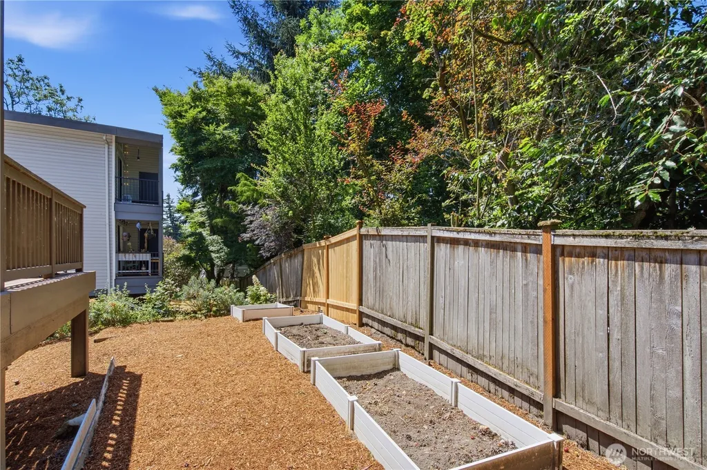 10135 NE 62nd Street Kirkland WA 98033