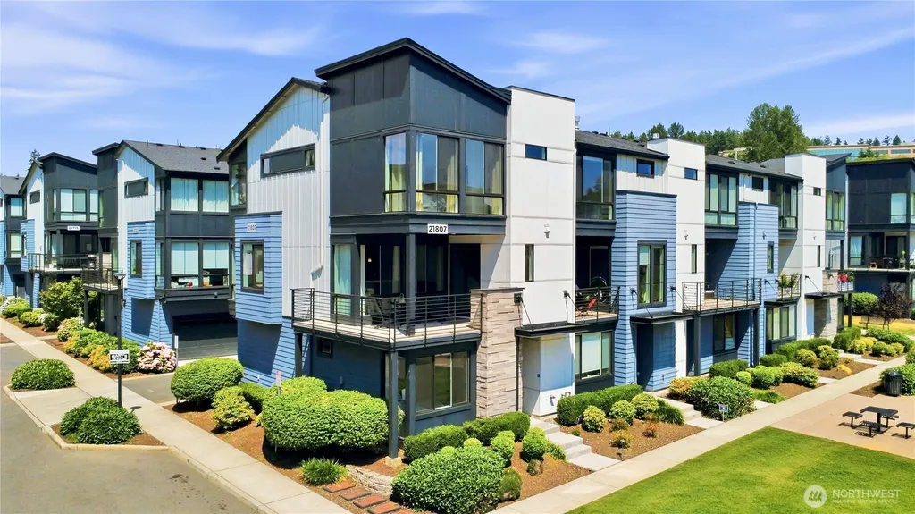 21807 24th Ave SE Bothell WA 98021