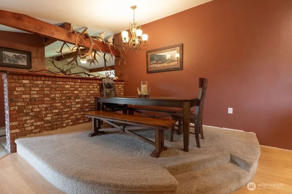 461 Fern Hill Road Forks WA 98331