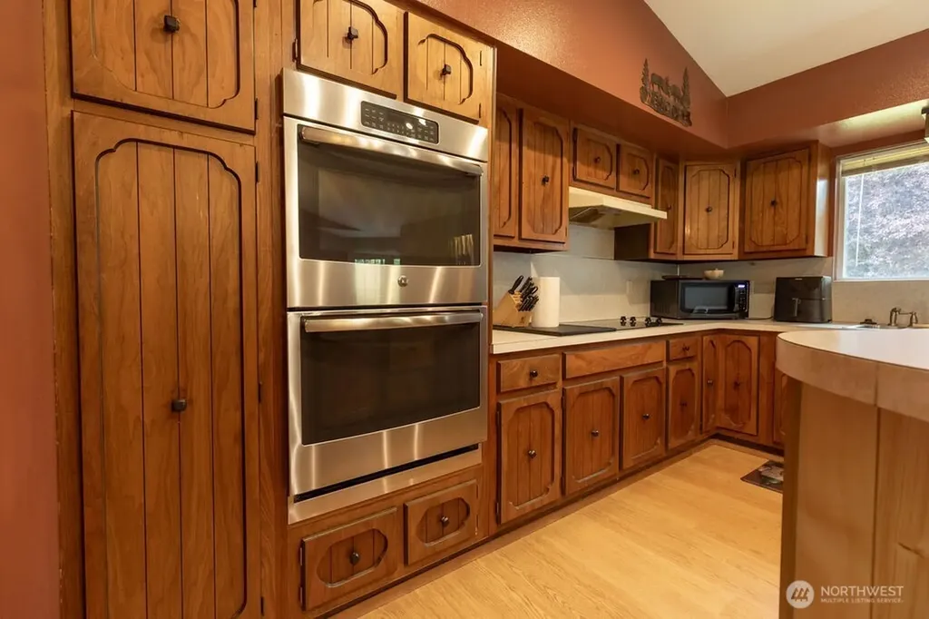 461 Fern Hill Road Forks WA 98331