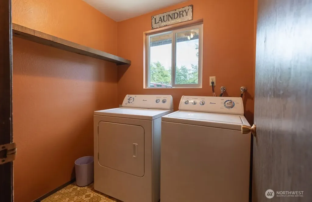 461 Fern Hill Road Forks WA 98331