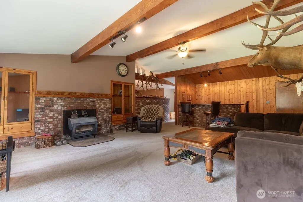 461 Fern Hill Road Forks WA 98331