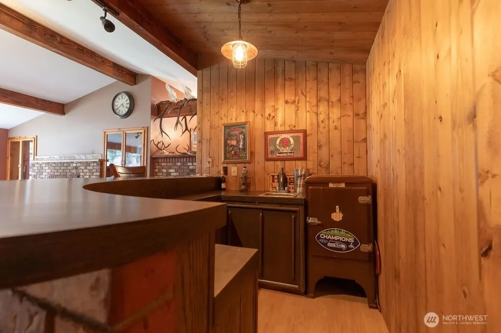 461 Fern Hill Road Forks WA 98331