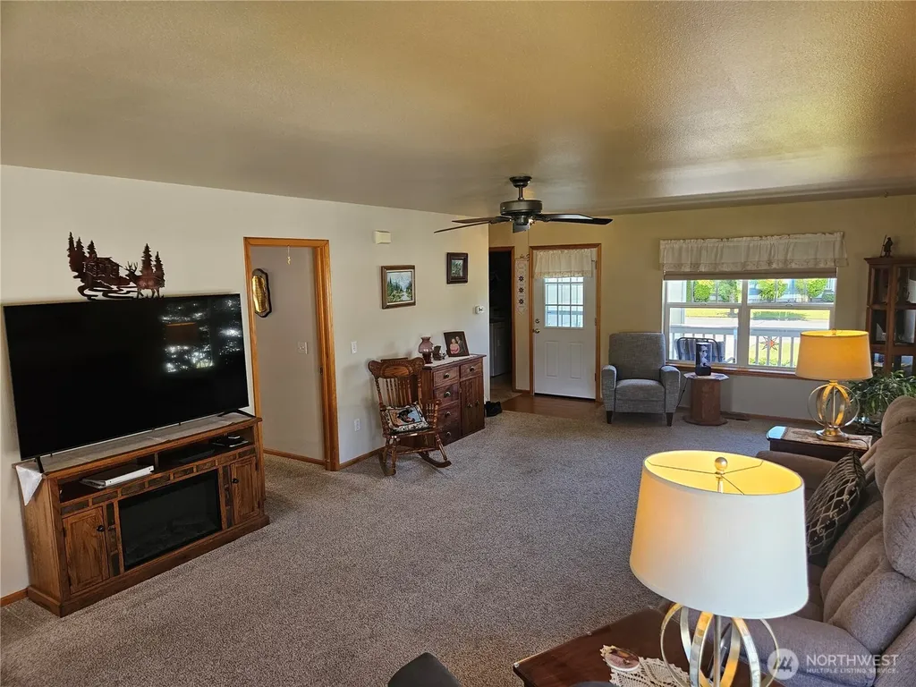 1176 Fidalgo Drive Burlington WA 98233