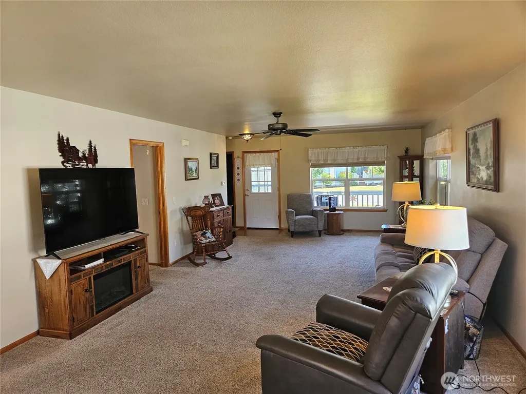 1176 Fidalgo Drive Burlington WA 98233
