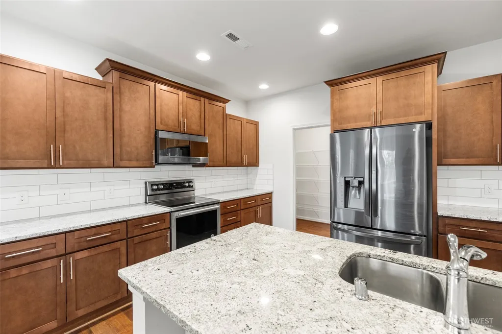 4502 31st Avenue SE Everett WA 98203