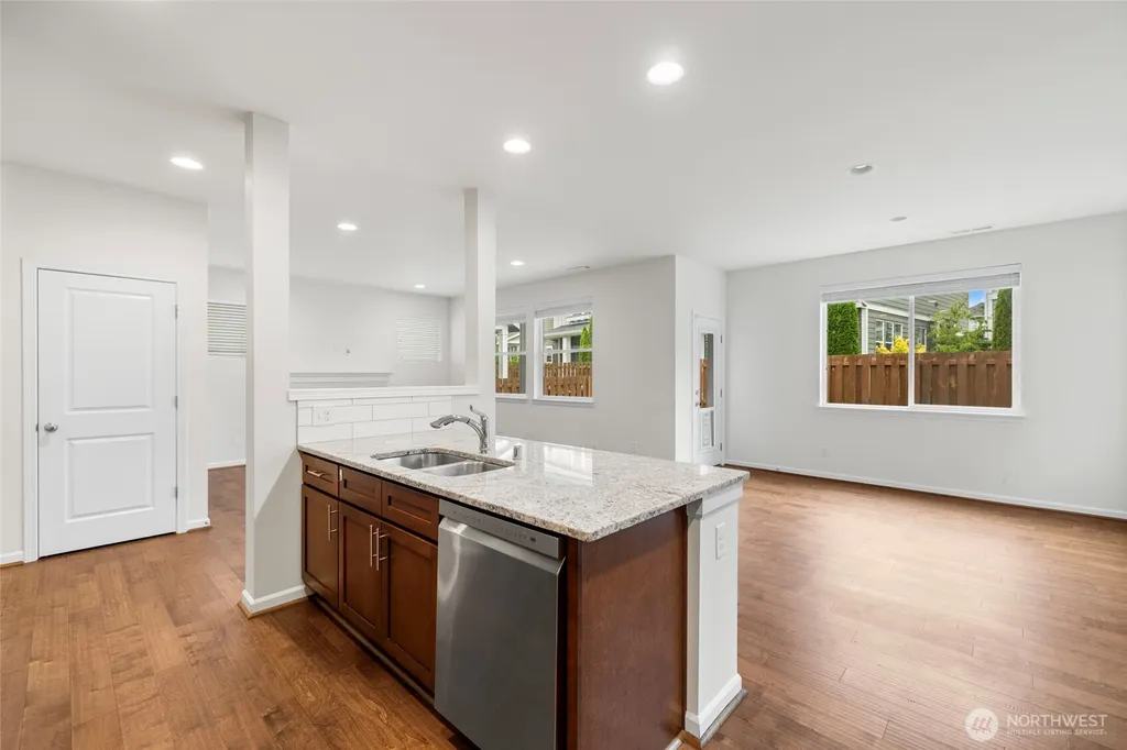 4502 31st Avenue SE Everett WA 98203