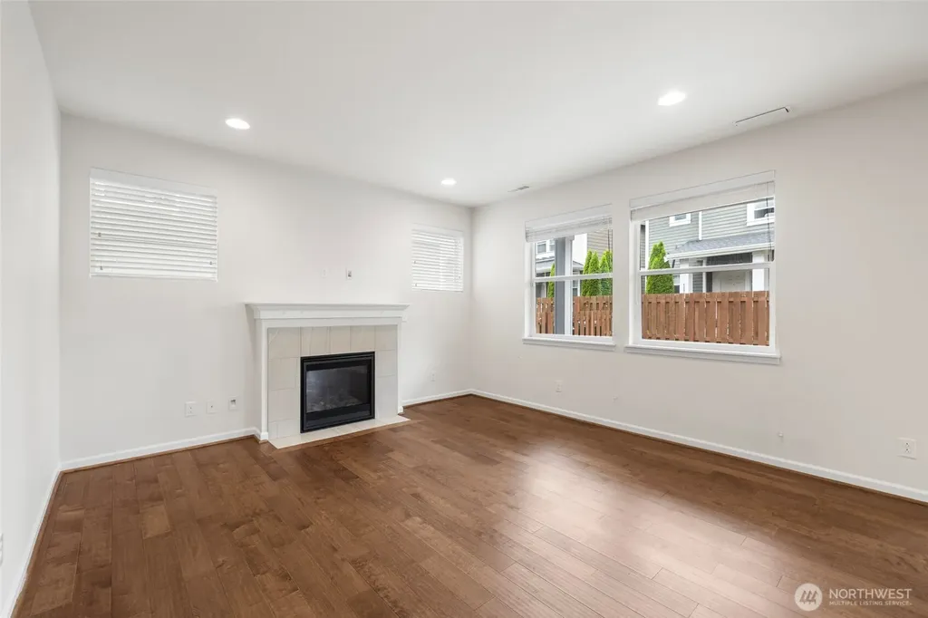 4502 31st Avenue SE Everett WA 98203
