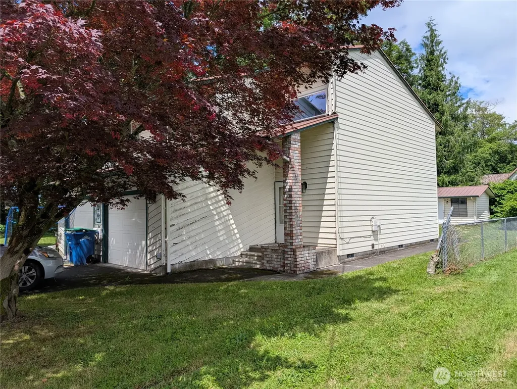 326 W Munro Street Sedro Woolley WA 98284