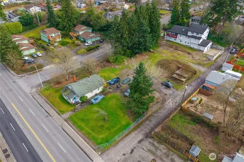 2502 S 74th Street Tacoma WA 98409