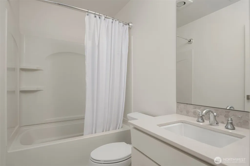 7832 NE 121st Lane Kirkland WA 98034