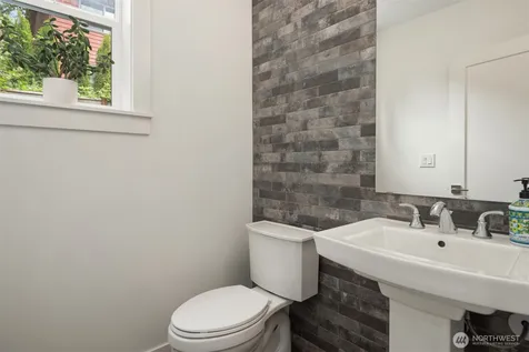 7832 NE 121st Lane Kirkland WA 98034