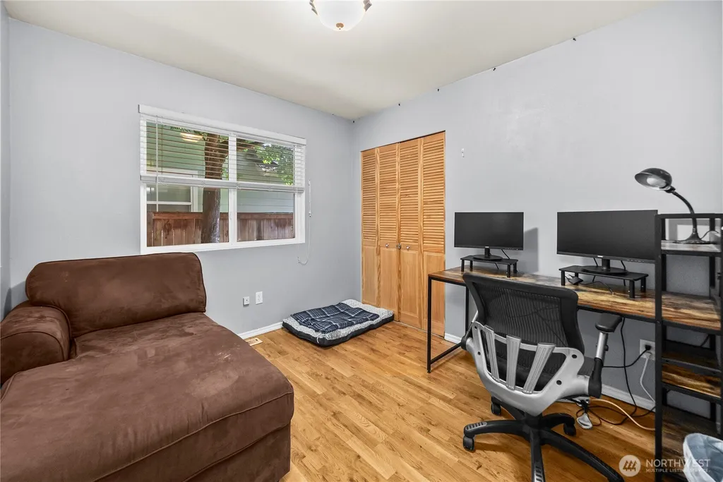4721 Parkside Drive SE Lacey WA 98503