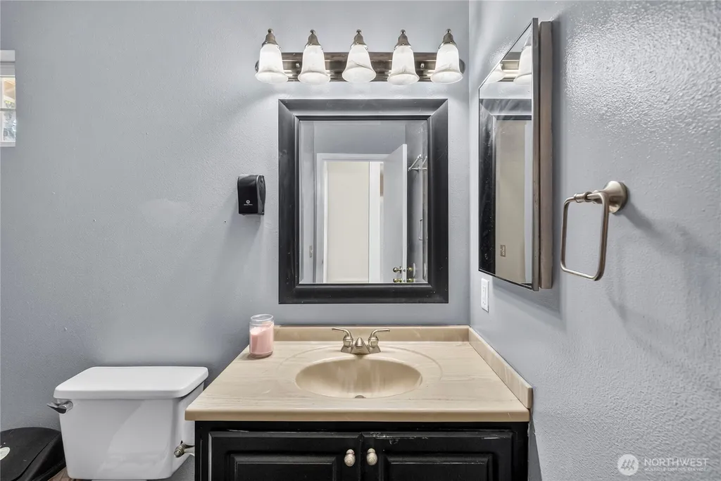 4721 Parkside Drive SE Lacey WA 98503