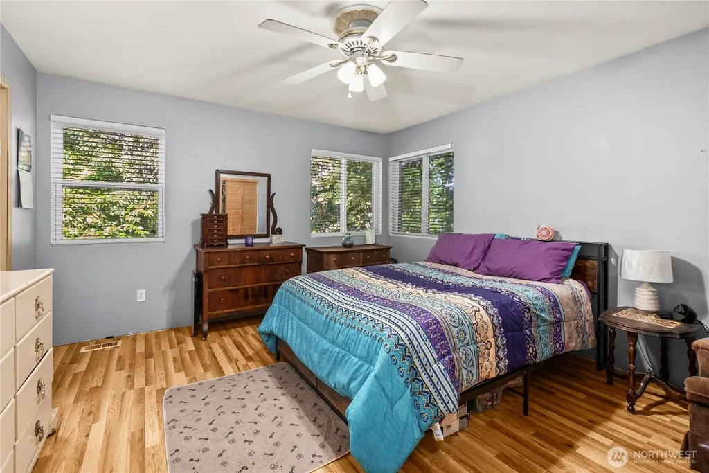 4721 Parkside Drive SE Lacey WA 98503