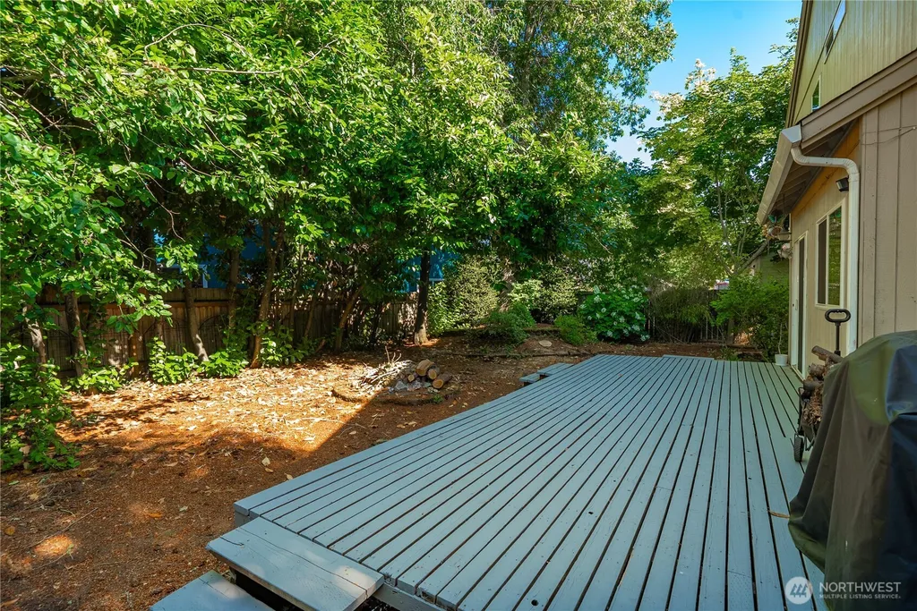4721 Parkside Drive SE Lacey WA 98503