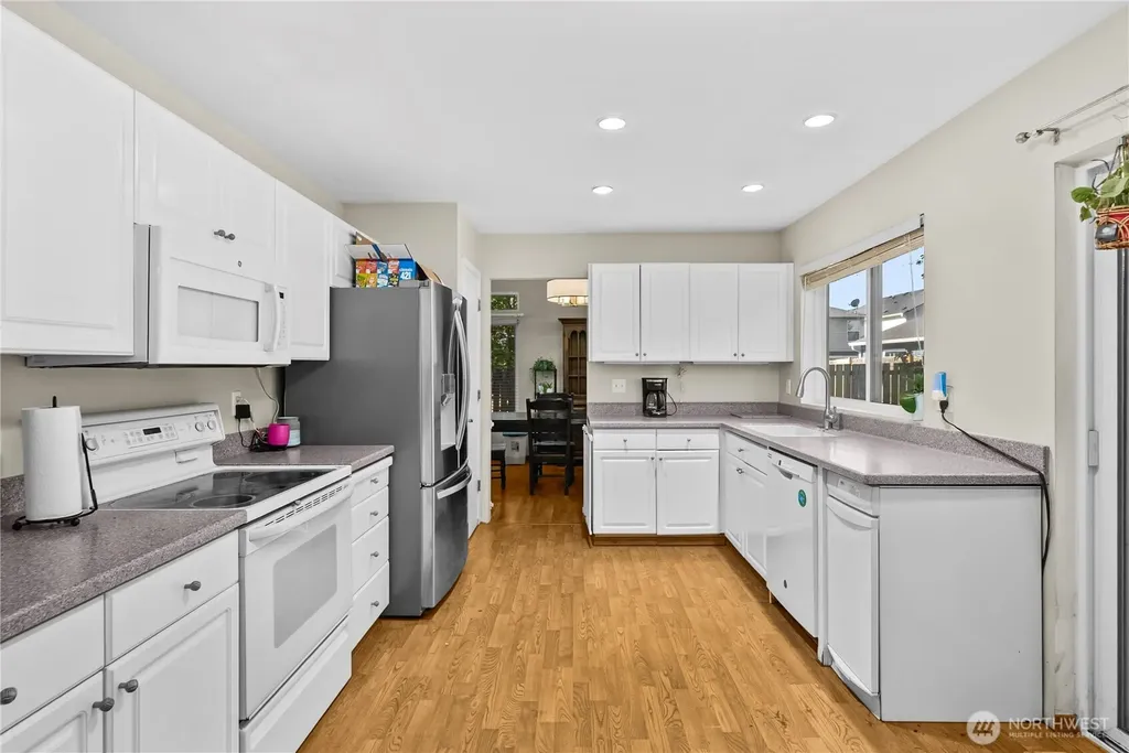 4721 Parkside Drive SE Lacey WA 98503