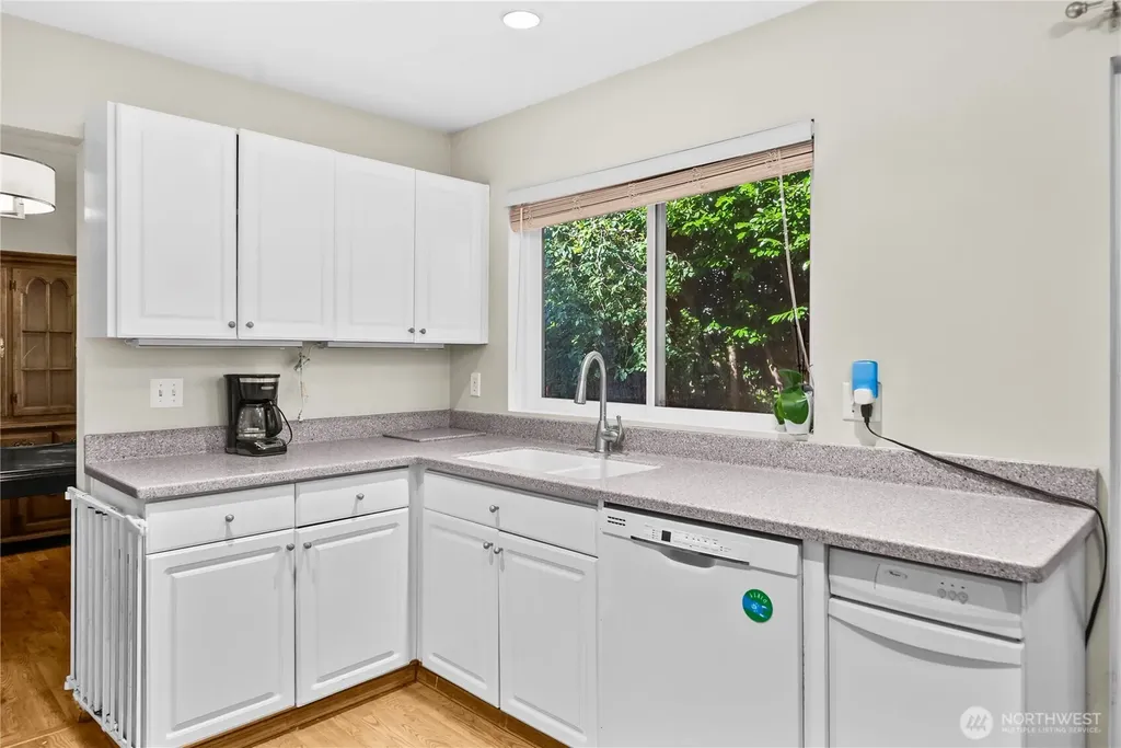 4721 Parkside Drive SE Lacey WA 98503
