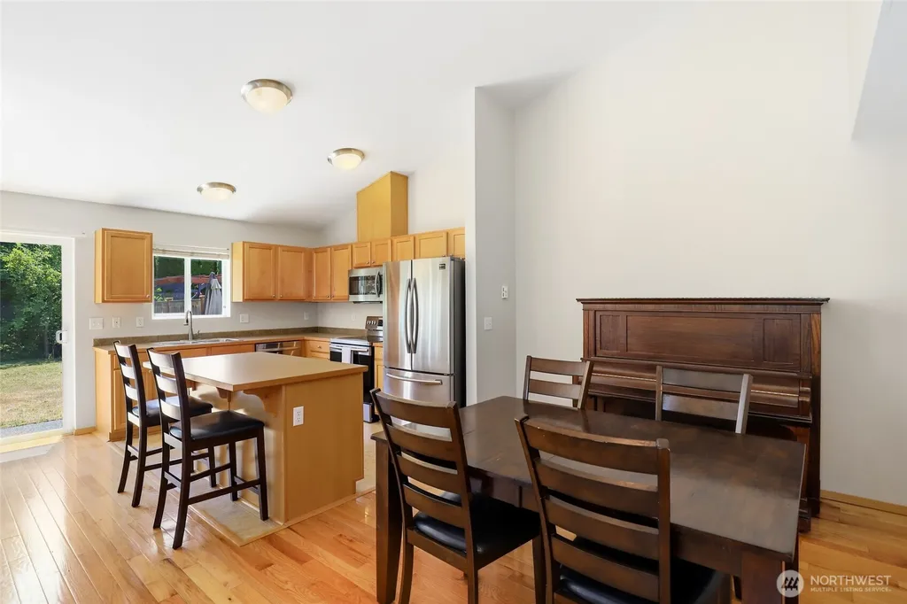 24027 SE 282nd Street Maple Valley WA 98038